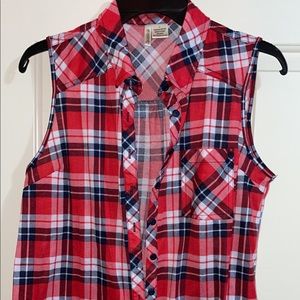 sleeveless button up flannel